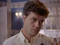 Кадр Существо в корзине 2