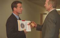 Кадр Матрица: Угроза