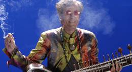 Кадр из фильма "Жизнь и смерть Питера Селлерса" - 2