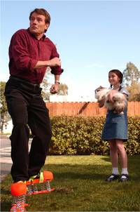 Кадр Малкольм в центре внимания