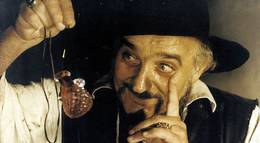 Кадр из фильма "Последний отправляется в ад" - 1