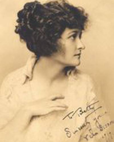 Вера Сиссон фото