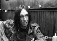 Кадр Кофе и сигареты