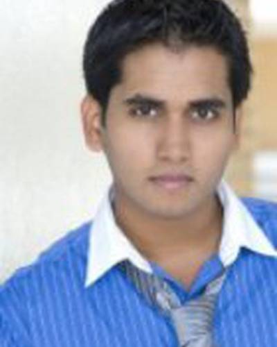 Шри Чаран фото