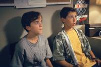 Кадр Малкольм в центре внимания