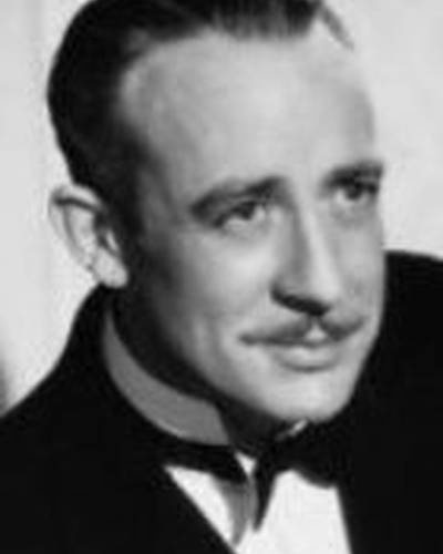 Лестер Мэтьюз фото