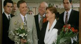 Кадр из фильма "Райское яблочко" - 2