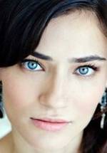 Саадет Аксой фото