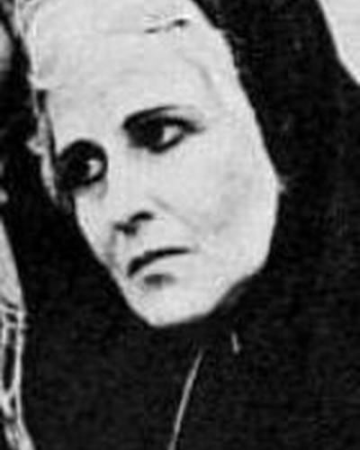 Китти Брэдбери фото