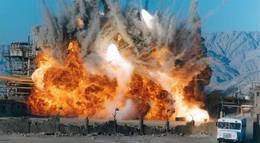 Кадр из фильма "Последний рубеж" - 1