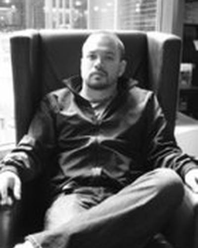 Дилан Акио Смит фото