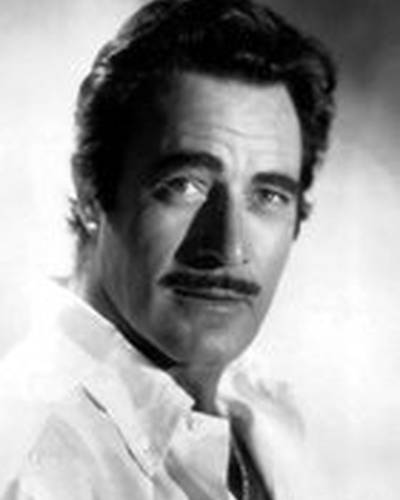 Гилберт Роланд фото