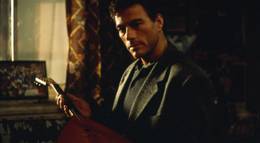 Кадр из фильма "Максимальный риск" - 1