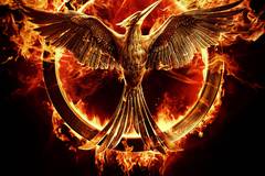 Голодные игры: Сойка-пересмешница. Часть I