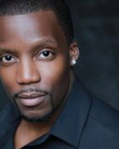 Роджер Дейвис фото