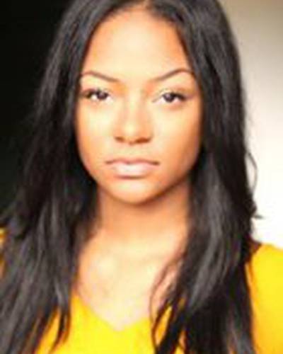 Дачия Фернандез фото