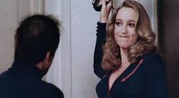 Кадр из фильма "Бархатные ручки" - 2