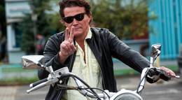 Кадр из фильма "Чужое небо" - 1