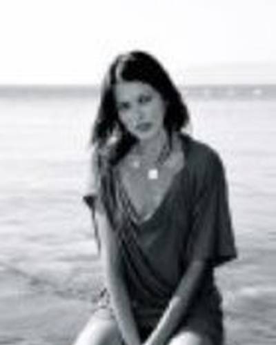 Deniz Olgaç фото