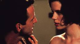 Кадр из фильма "Дом призраков" - 1