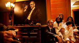 Кадр из фильма "Я — миллиардер" - 1