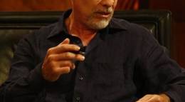 Кадр из фильма "Дефективный детектив" - 1