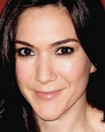 Надя Дажани фото