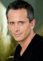 Майкл Тейлор Грэй фото