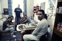 Кадр Жизнь меняет тебя