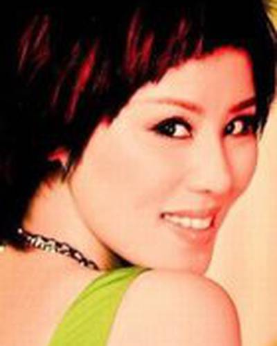 Аи Ван фото