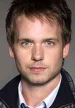 Патрик Адамс фото