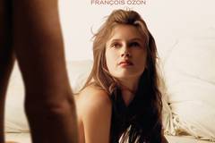 Молода и прекрасна