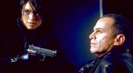 Кадр из фильма "Ни жив, ни мертв" - 2