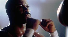 Кадр из фильма "Обсуждению не подлежит" - 1