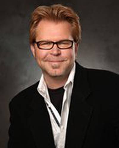 Клэй Холл фото