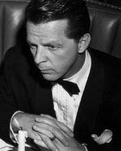 Уильям Дозье фото