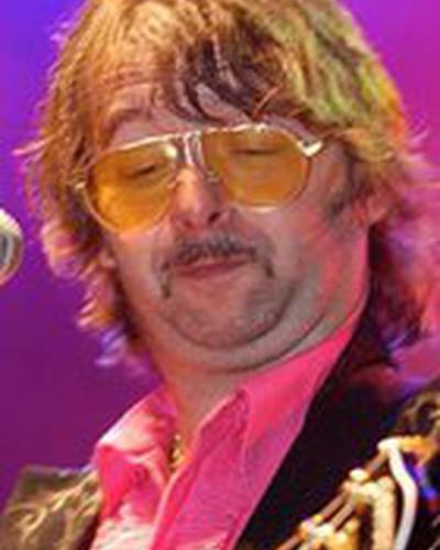 Роберт Пешут фото