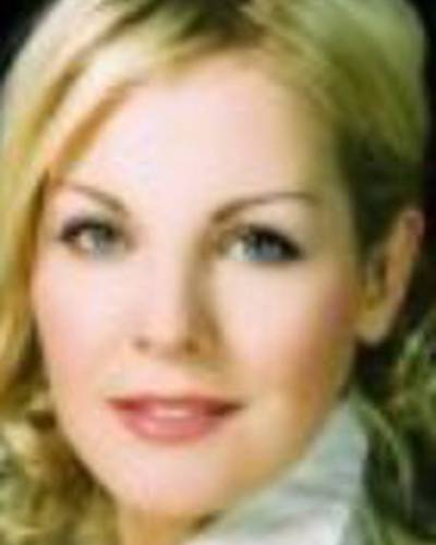 Ивонна Шонхер фото