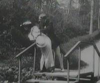 Кадр Дядюшкина квартира