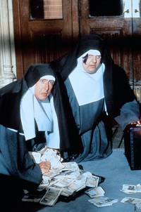 Кадр Монахини в бегах