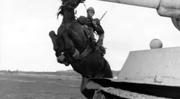 Кадр из фильма "Лётна" - 1