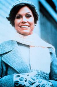 Кадр Сначала ты плачешь