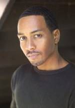 Райан О’Нил ДеСоуза фото