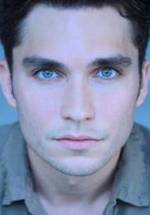 Гарри Сантьяго фото