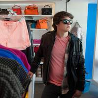 Кадр Элитное общество