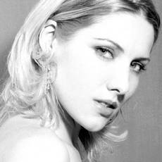 Хелена Свиттің суреті Француз порно 80-ші аналар ауылда