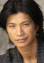 Дастин Нгуен фото