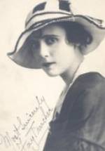 Фэй Тинчер фото