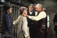 Кадр Скотница Энни и маленькая попка