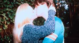 Кадр из фильма "Heimliche Küsse - Verliebt in ein Sex-Symbol" - 1